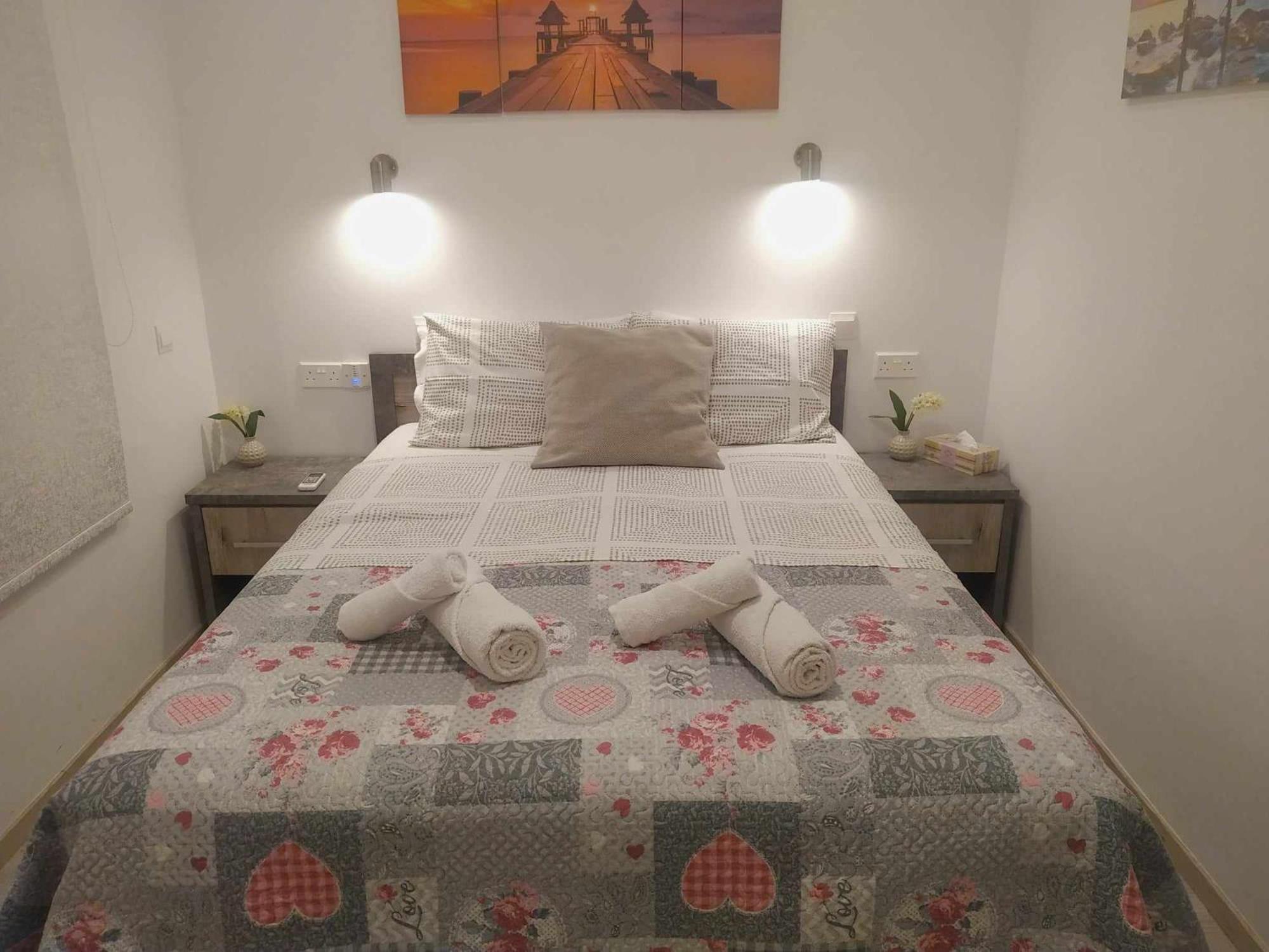 Charming Holiday Retreat Kato Paphos Apt 400M To The Beach Eksteriør bilde