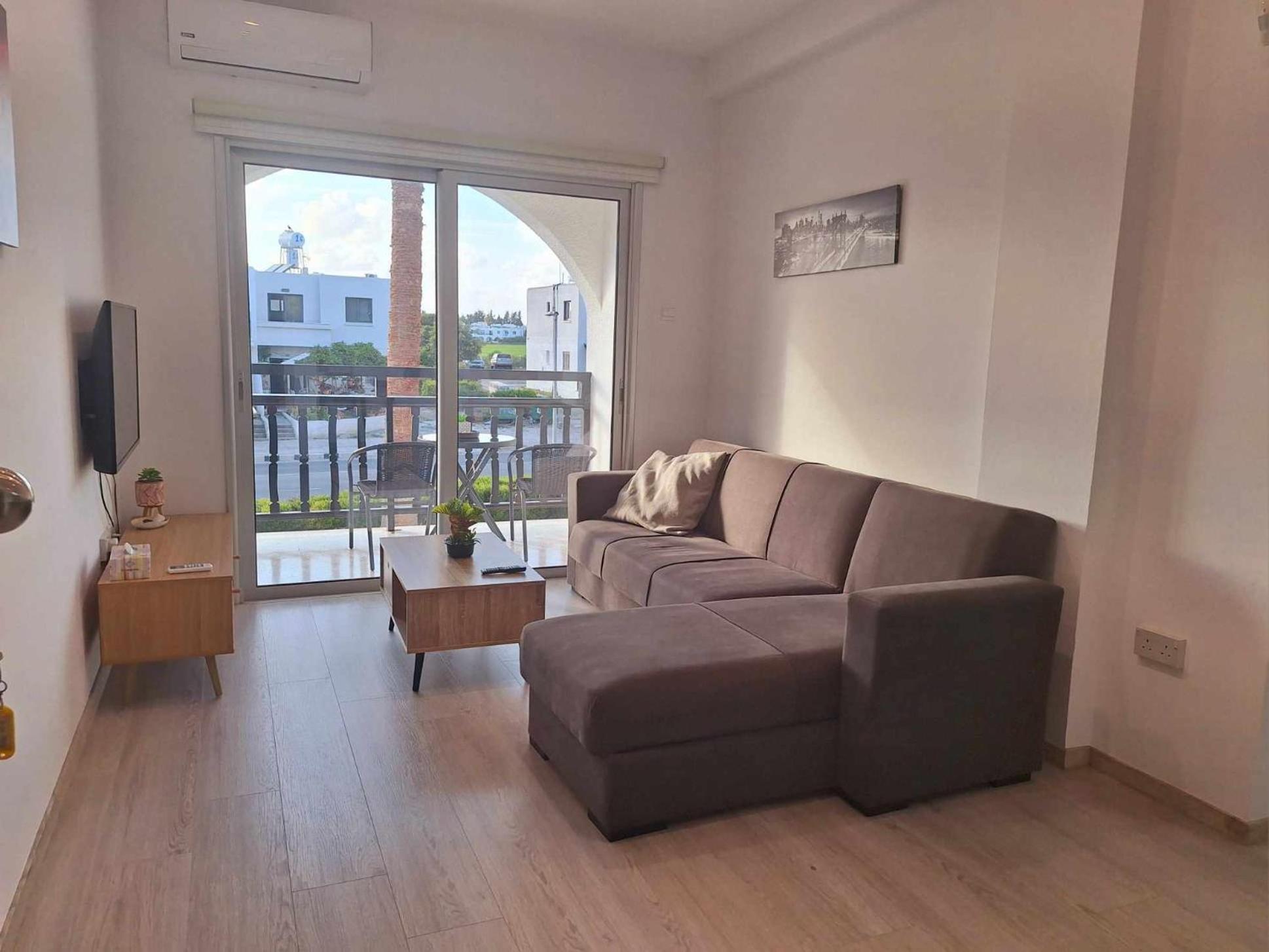 Charming Holiday Retreat Kato Paphos Apt 400M To The Beach Eksteriør bilde